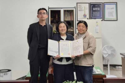 괴정3동 주민자치프로그램 동화구연 수강생, '제16회 색동 실버 동화구연대회' 대상 수상
